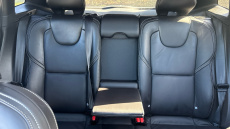 Volvo V40 D2 [122] R DESIGN Edition 5dr Diesel Hatchback